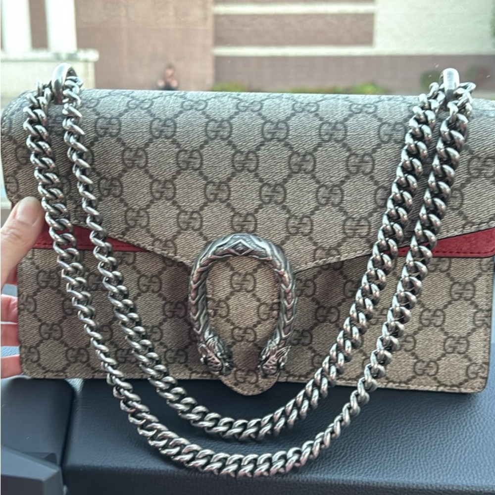 Gucci Dionysius Beige Shoulder Bag with Silver Chain